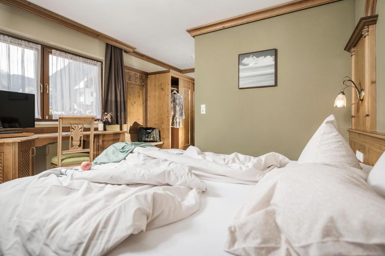 Hotel Sieghard Zillertal Hippach Buitenkant foto